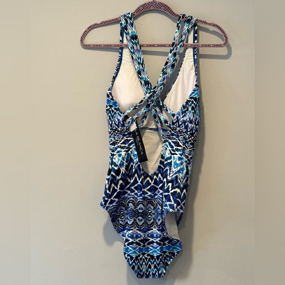 La Blanca Women’s cross back one piece swimsuit size 14 and 16 NWT - Picture 3 of 12